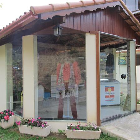 Hotel Fazenda Caledonia Inn Нова-Фрибурго Екстериор снимка