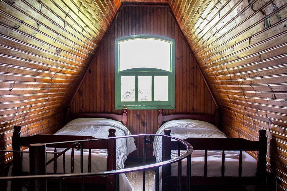 Hotel Fazenda Caledonia Inn Нова-Фрибурго Екстериор снимка