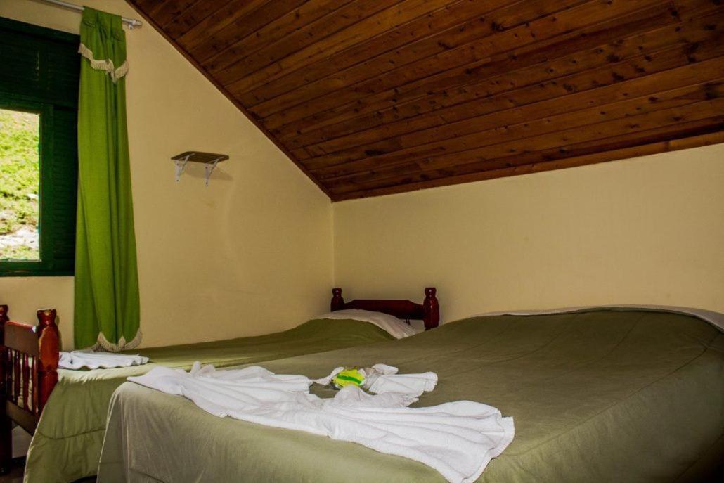 Hotel Fazenda Caledonia Inn Нова-Фрибурго Екстериор снимка